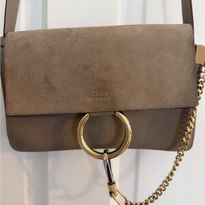Elegant Leather Shoulder Bag
